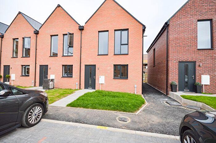 2 Bedroom End Of Terrace House To Rent In Crest Way, Blyth, NE24