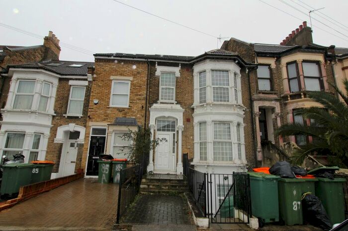 4 Bedroom Maisonette To Rent In Disraeli Road, London, E7