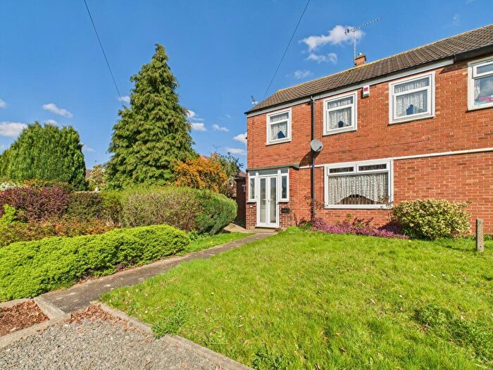 3 Bedroom Semi Detached House For Sale In Merrill Way, Allenton, DE24