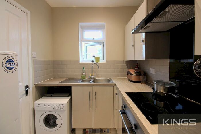 Studio To Rent In Belmont Road, Southampton SO17