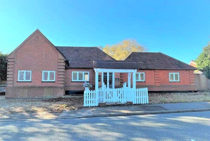 6 Bedroom Property To Rent In Great Warley Street, Brentwood, CM13