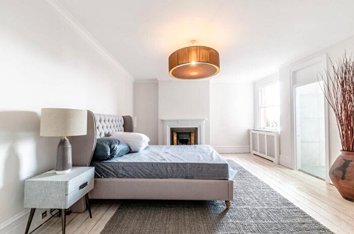 4 Bedroom Flat To Rent In Burgess Park Mansions, West Hampstead, London, NW6