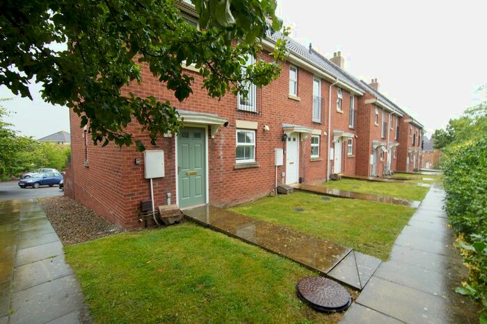 3 Bedroom Property To Rent In Casson Drive, Stoke Park, Bristol, BS16