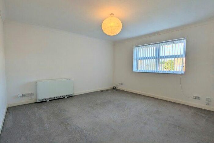 2 Bedroom Flat To Rent In Croft Road, Stockton-On-Tees, TS16