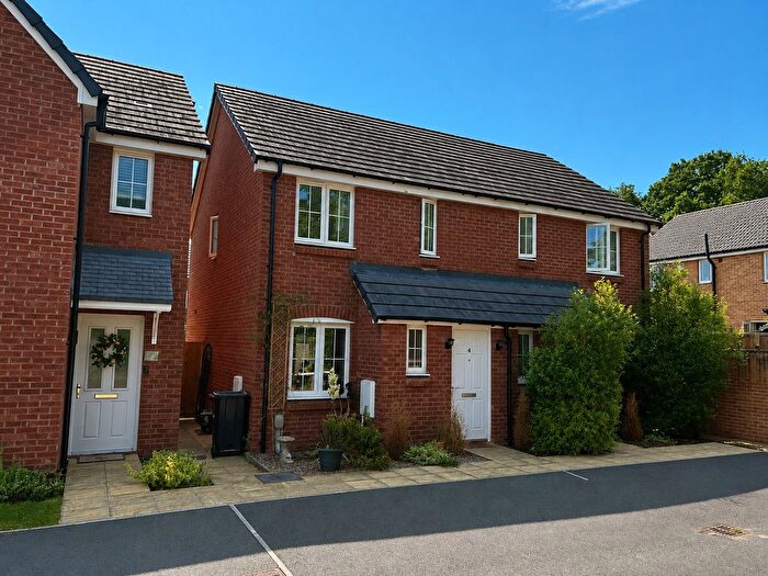 2 Bedroom Detached House For Sale In Riverton Road, Barnstaple, Devon, EX31