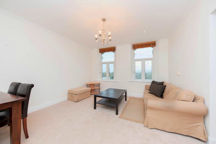 2 Bedroom Flat To Rent In Alexandra Road, London, SW19