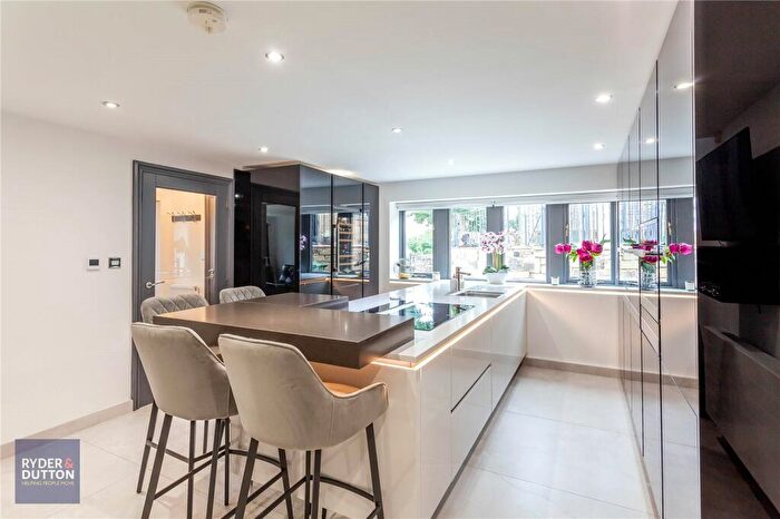 4 Bedroom Detached House For Sale In Buckley Drive, Denshaw, Saddleworth, OL3