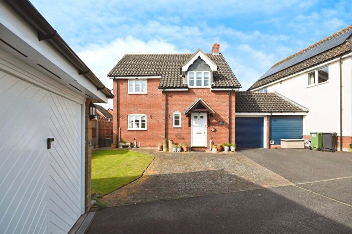 3 Bedroom Detached House For Sale In Whitlock Drive, Great Yeldham, Halstead, CO9