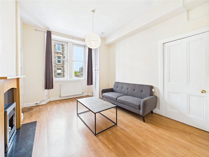 1 Bedroom Apartment To Rent In Broughton Road, Edinburgh, Midlothian, EH7