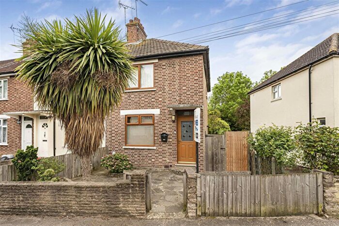 2 Bedroom End Terrace House For Sale In Williams Avenue, Walthamstow, London, E17
