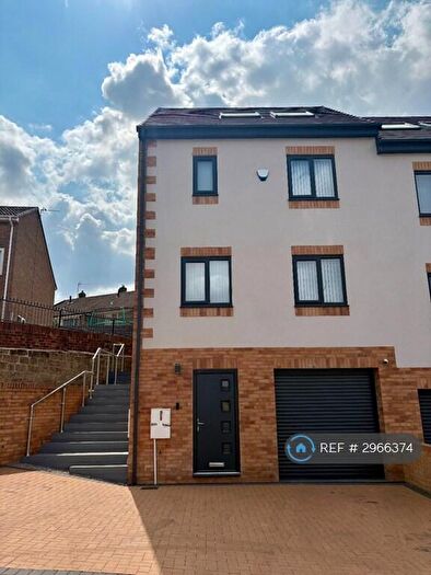 4 Bedroom Semi-Detached House To Rent In Dalton Lane, Rotherham, S65
