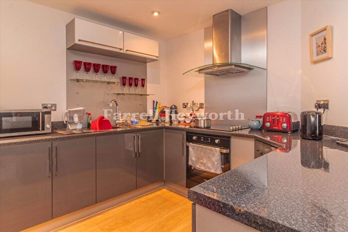 2 Bedroom Flat For Sale In Damside Street, Lancaster, LA1