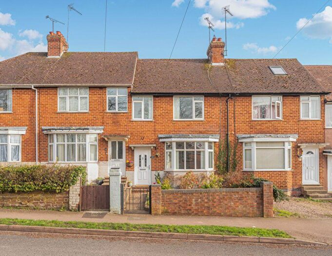 3 Bedroom Terraced House For Sale In Ruscote Avenue, Banbury - No Onward Chain, OX16