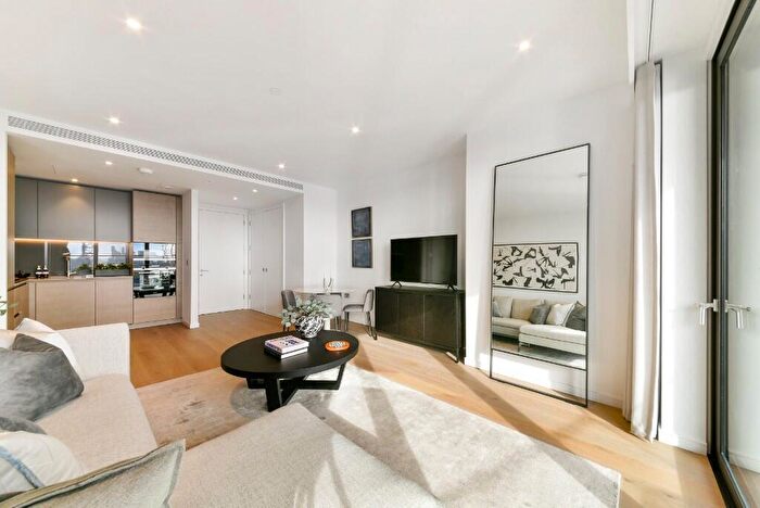 1 Bedroom Apartment To Rent In George Street, London, E14