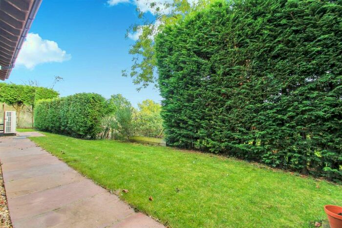 3 Bedroom Detached Bungalow For Sale In Sandye Lane, Swineshead, MK44