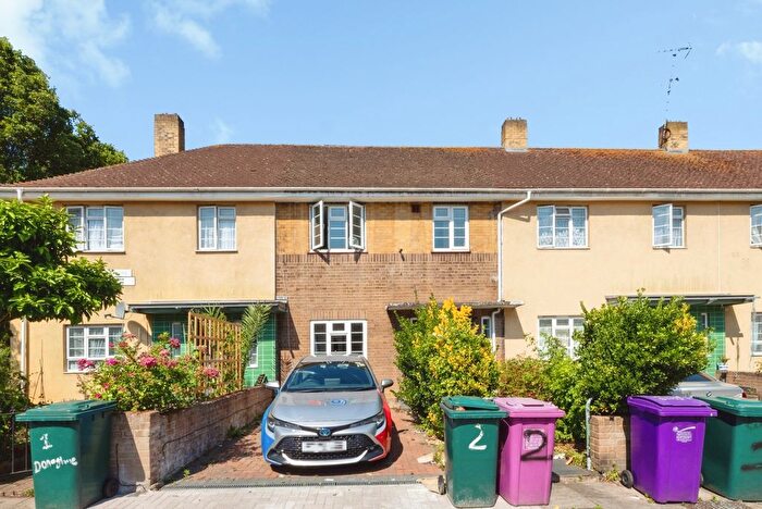 4 Bedroom Property To Rent In Galsworthy Avenue, London, E14
