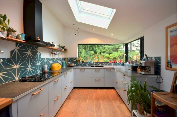 4 Bedroom Detached House To Rent In Holt Park View, Holt Park, Leeds, LS16