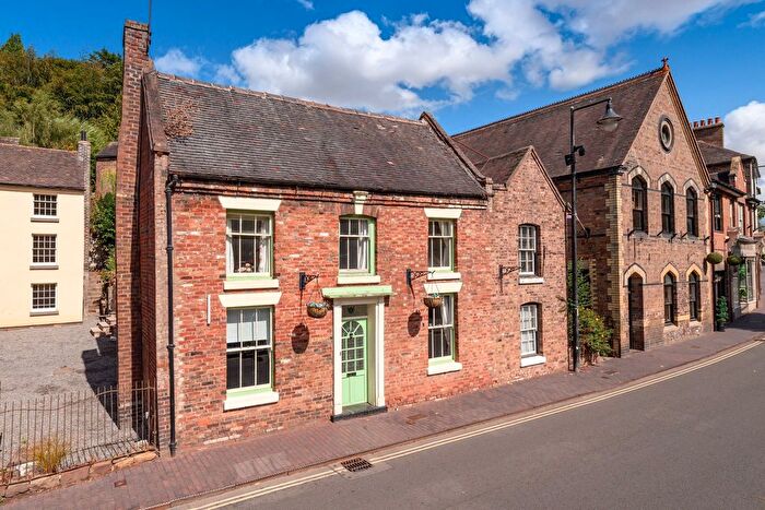 3 Bedroom Semi Detached House For Sale In The Wharfage, Ironbridge, Telford, TF8