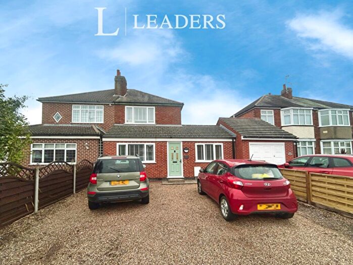 3 Bedroom Semi-Detached House To Rent In Beacon Road, Loughborough, Leicestershire, LE11