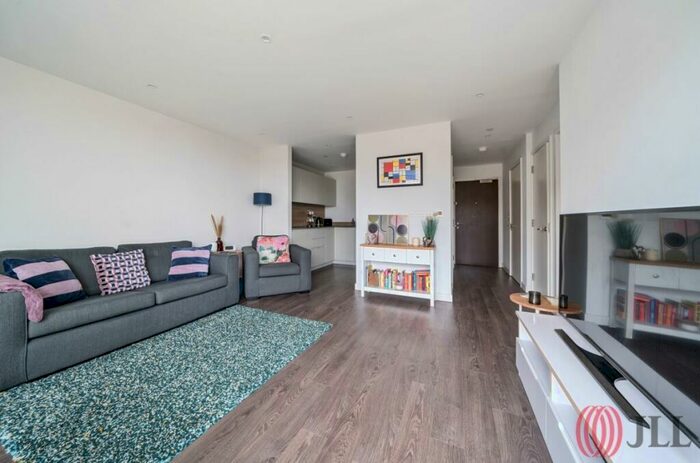 1 Bedroom Apartment To Rent In Shoreline Building London, N4