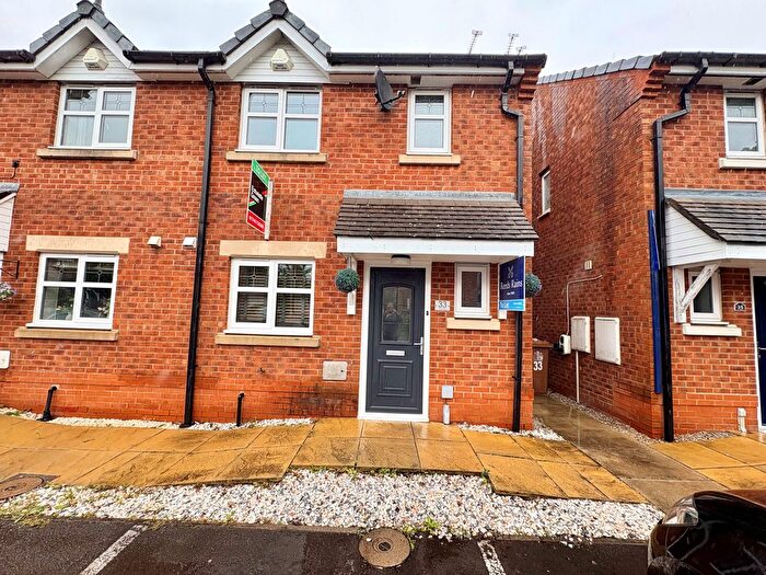 3 Bedroom Semi-Detached House To Rent In The Spires, St. Helens, WA10