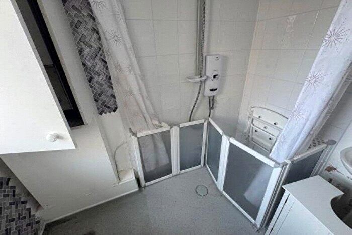 3 Bedroom Terraced House For Sale In Burleigh Road North, Liverpool, L5