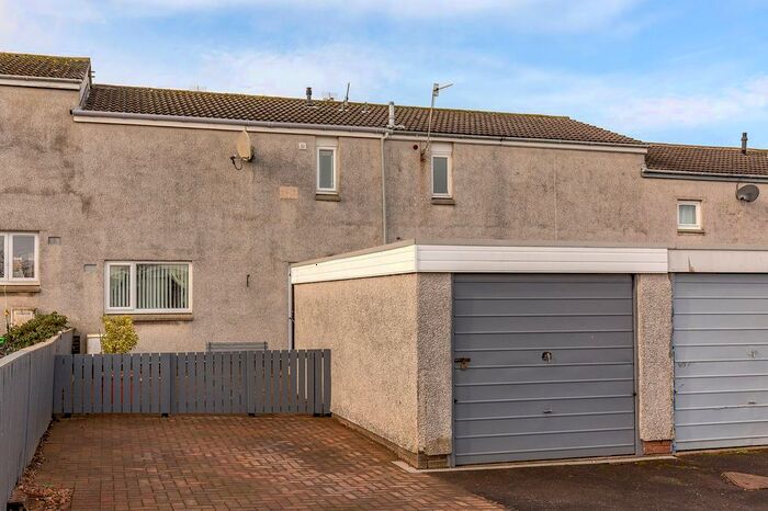 2 Bedroom Terraced House For Sale In Seggarsdean Park, Haddington, EH41