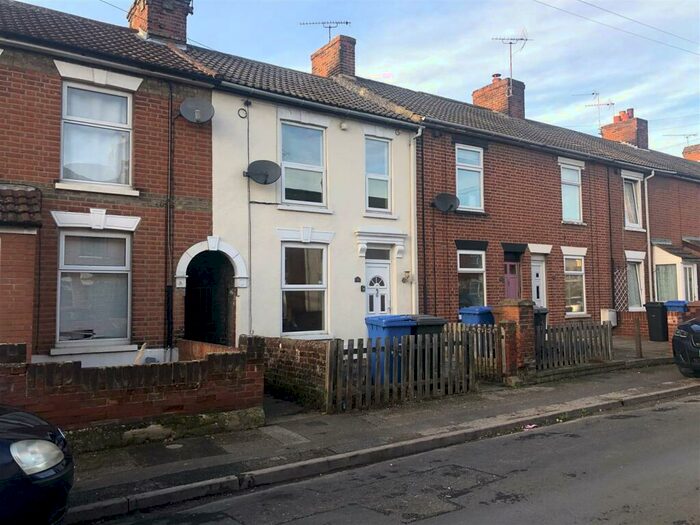 2 Bedroom Terraced House To Rent In Windsor Road, Ipswich, IP1