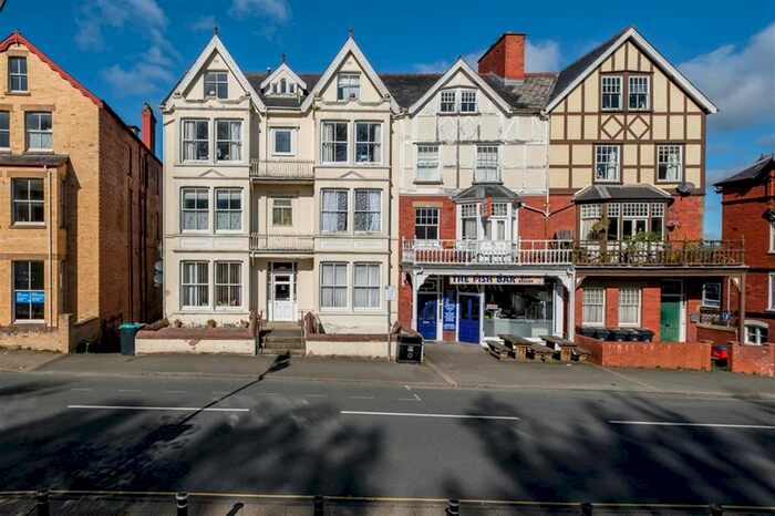 1 Bedroom Flat To Rent In High Street, Llandrindod Wells LD1