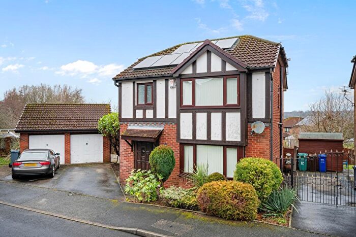 3 Bedroom Detached House For Sale In Moortop Close, Blackley, M9
