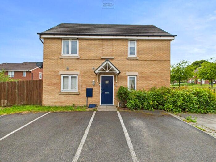 3 Bedroom Terraced House To Rent In Baden Powell Road, Chesterfield, S40