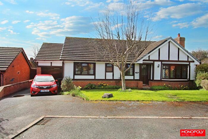 3 Bedroom Bungalow For Sale In Bryn Onnen, Denbigh, LL16