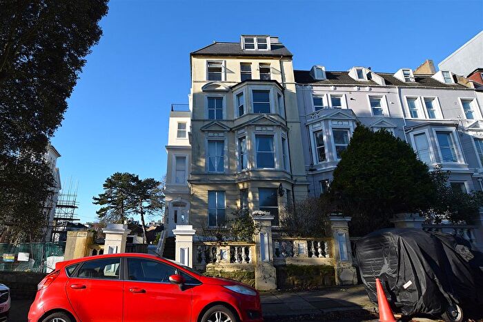 2 Bedroom Flat To Rent In Charles Road, St Leonards On Sea, TN38