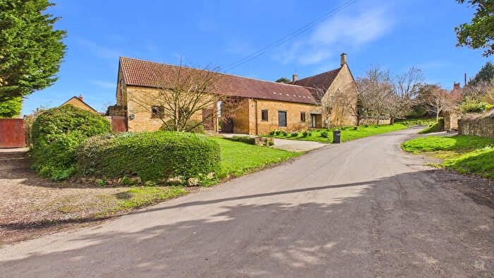 4 Bedroom Property For Sale In Holly Tree Barn, Back Lane, Bower Hinton, TA12