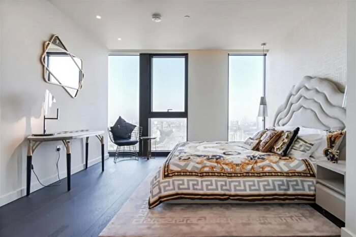 1 Bedroom Flat For Sale In Bondway, London, SW8