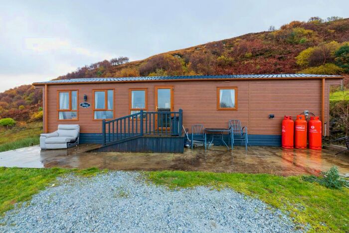 2 Bedroom Lodge For Sale In Mallaig, Highland, PH41