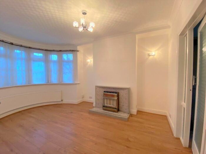 3 Bedroom Terraced House To Rent In Drake Road, Harrow, HA2