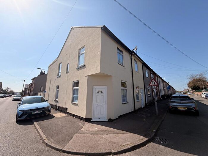 2 Bedroom End Of Terrace House To Rent In Vernon Road, Kirkby-In-Ashfield, NG17
