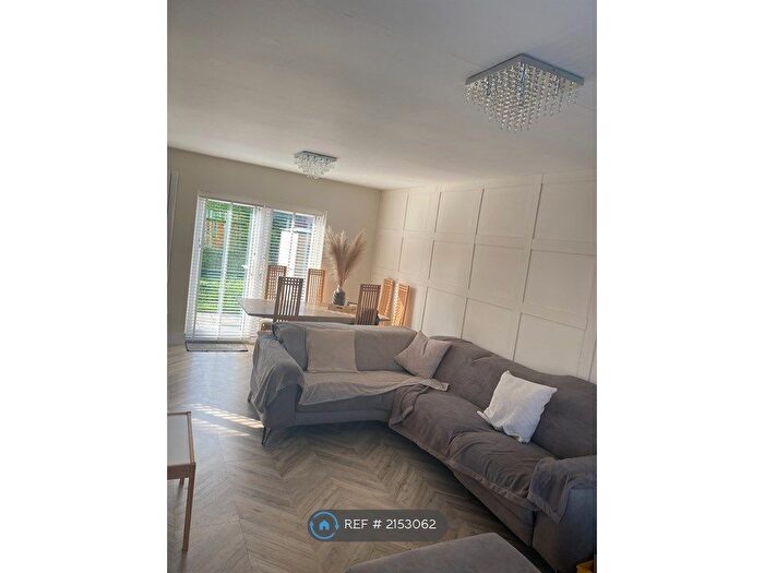 3 Bedroom End Of Terrace House To Rent In Thornwythe Grove, Great Sutton, Ellesmere Port, CH66