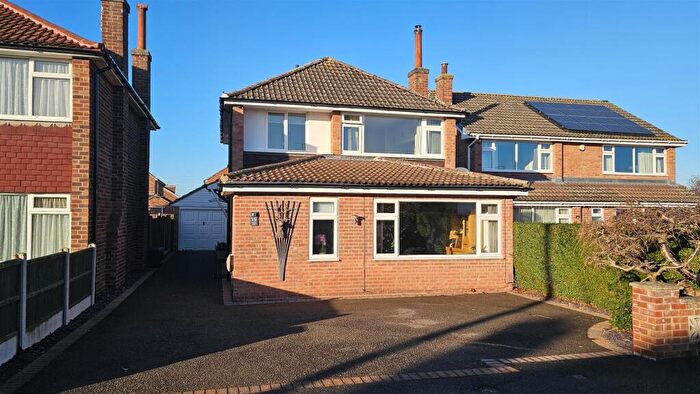 3 Bedroom Detached House For Sale In Victoria Road, Bingham, NG13