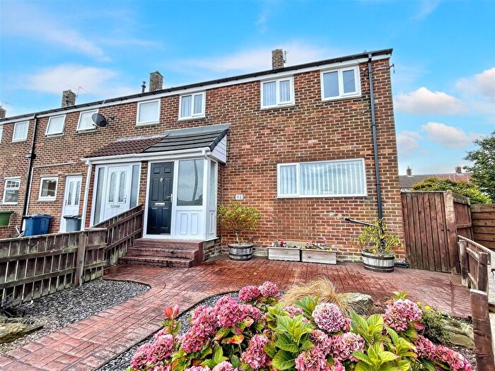 2 Bedroom End Of Terrace House For Sale In Tanfield Gardens, South Shields, NE34