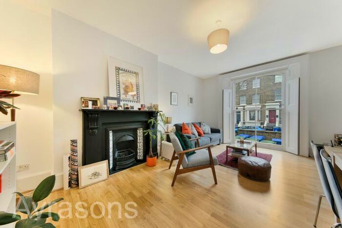 2 Bedroom Flat To Rent In Talfourd Road, Camberwell, SE15