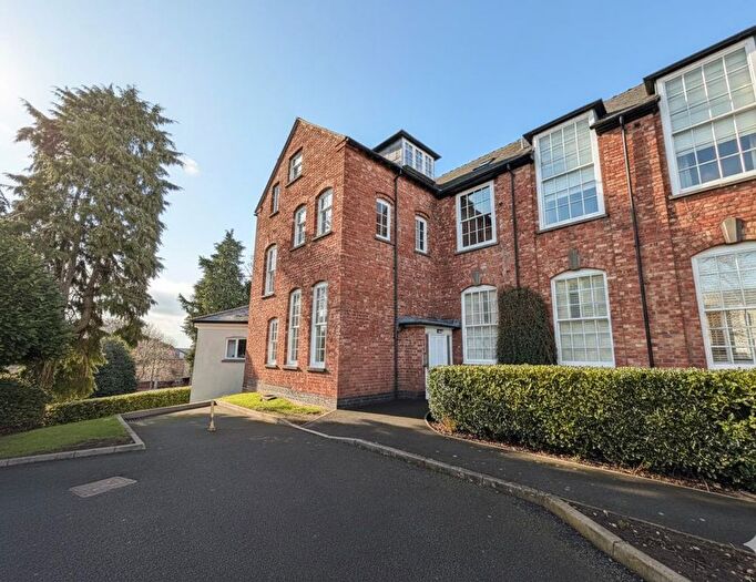 2 Bedroom Property For Sale In Thomas Webb Close, Daventry, NN11