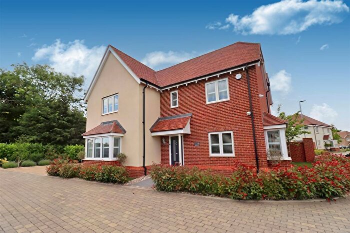 5 Bedroom Detached House For Sale In Jasmine Drive, Black Notley, Braintree, CM77