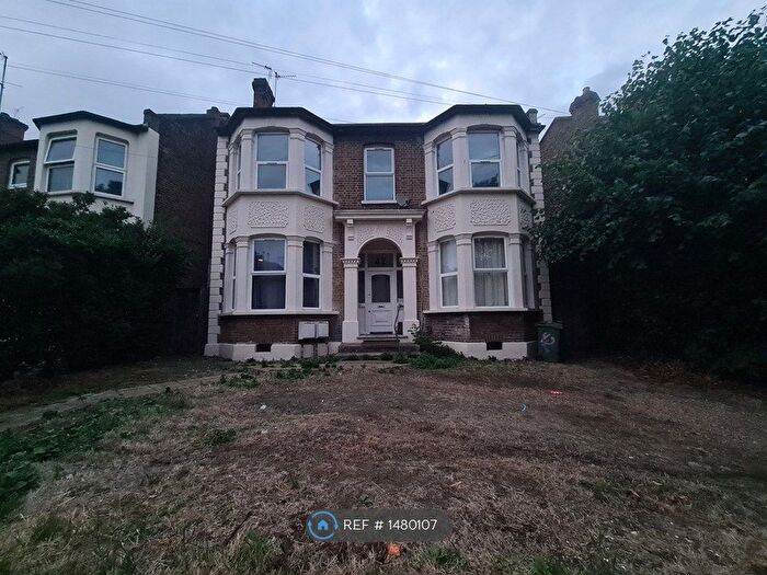 3 Bedroom Maisonette To Rent In Bulwer Road, London, E11