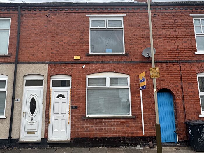 3 Bedroom Terraced House To Rent In Curzon Road, Leicester, LE2