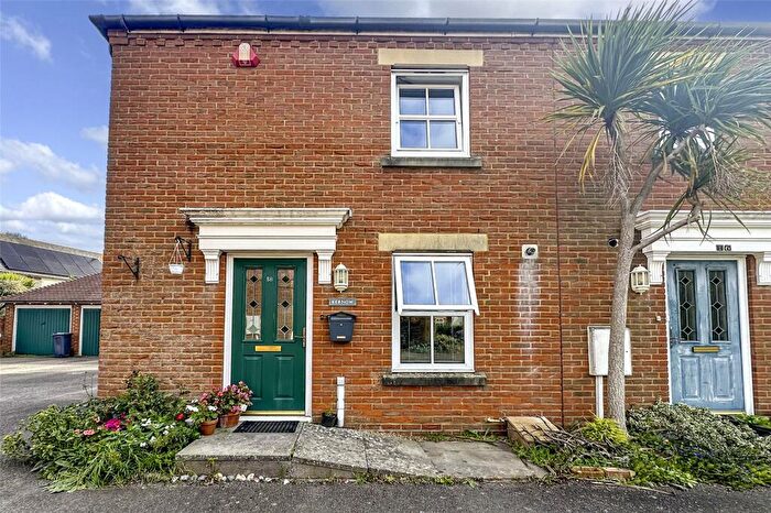 3 Bedroom End Of Terrace House For Sale In Nursery Road, Angmering, West Sussex, BN16