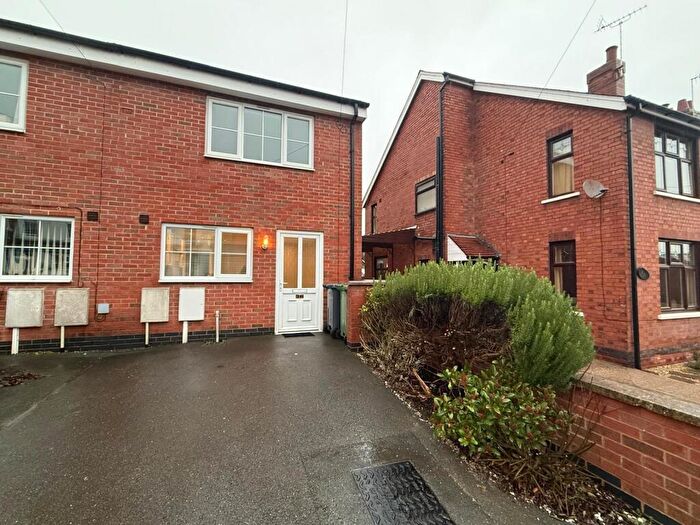 3 Bedroom House To Rent In Howitt Street, Heanor, DE75