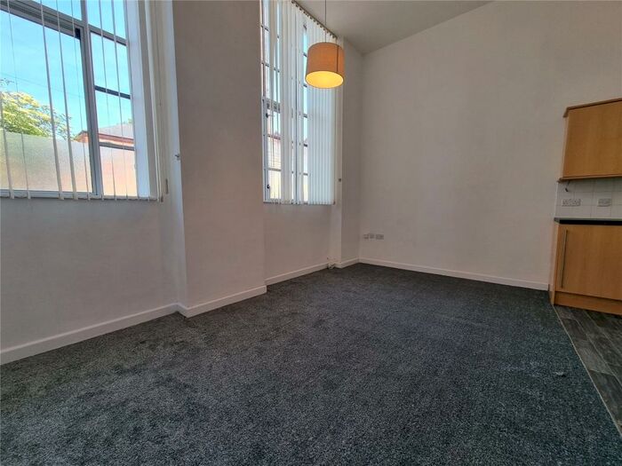 1 Bedroom Apartment To Rent In Egypt Road, Nottingham, Nottinghamshire, NG7