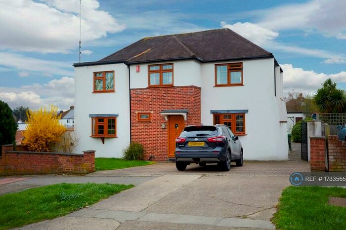 4 Bedroom Detached House To Rent In Poverest Road, Orpington, BR5